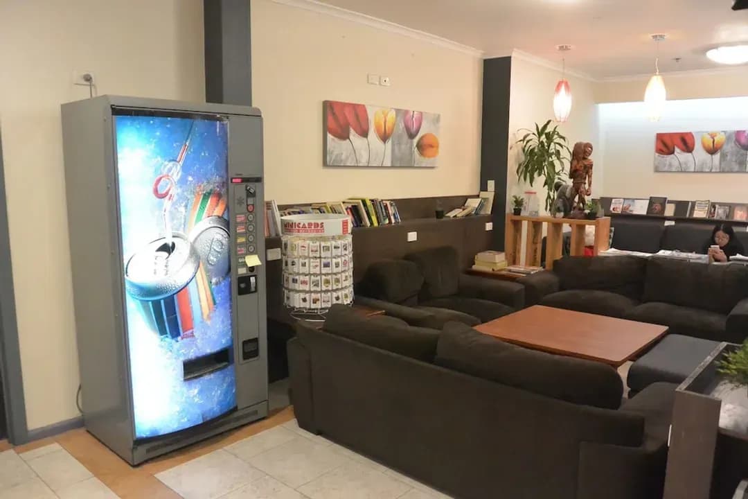 Melbourne District-Elizabeth Hostel