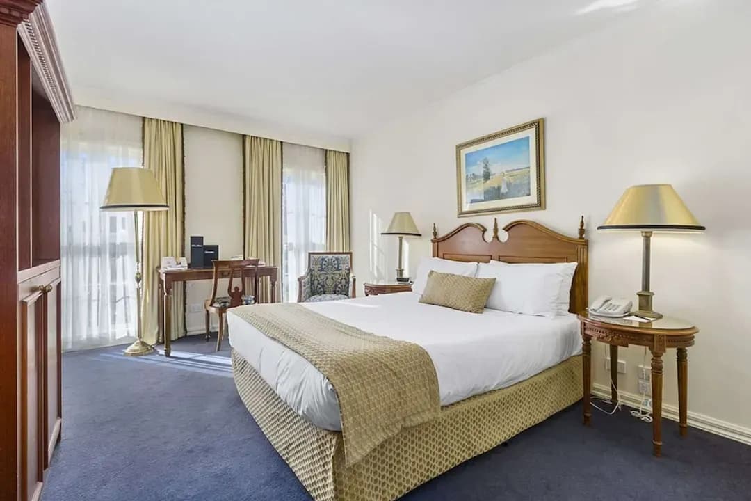 Melbourne District-Canterbury International Hotel