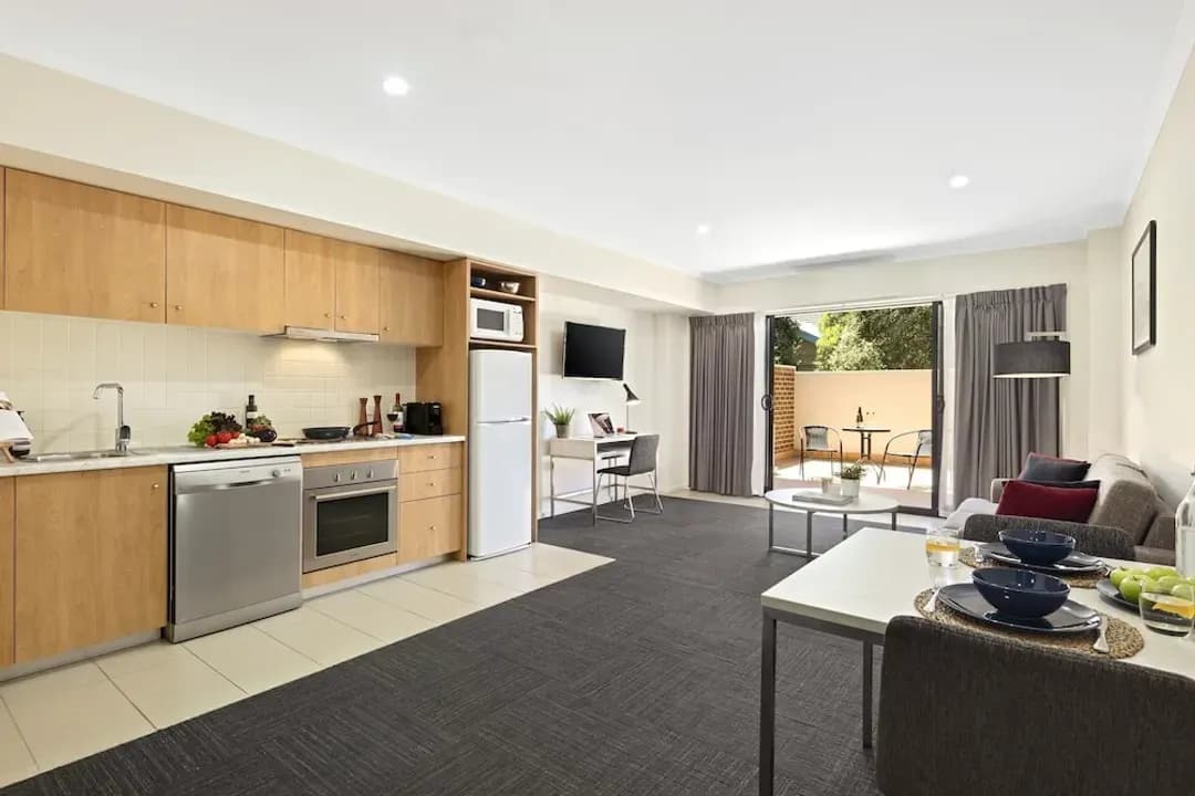 Melbourne District-Quest Mont Albert