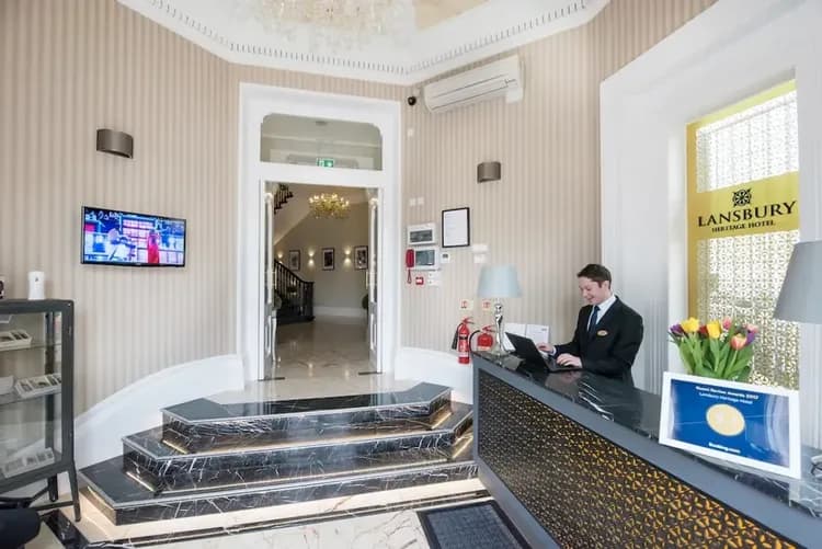 Check-in/check-out kiosk