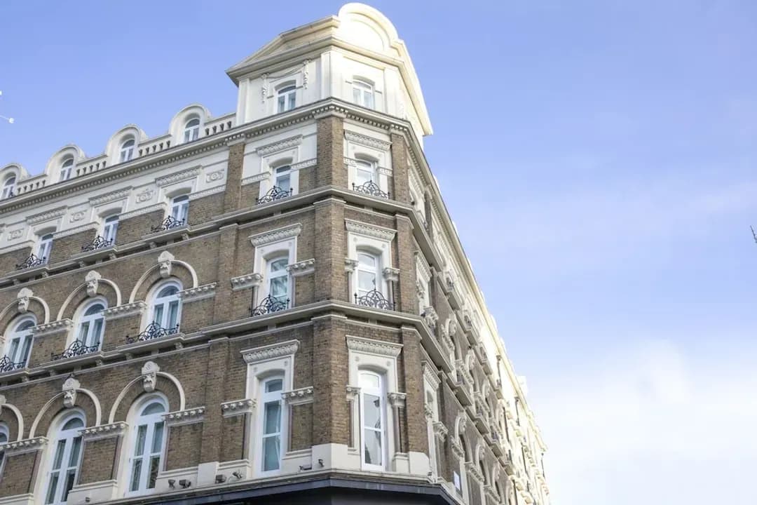 그레이터 런던-누마 런던 블룸즈버리