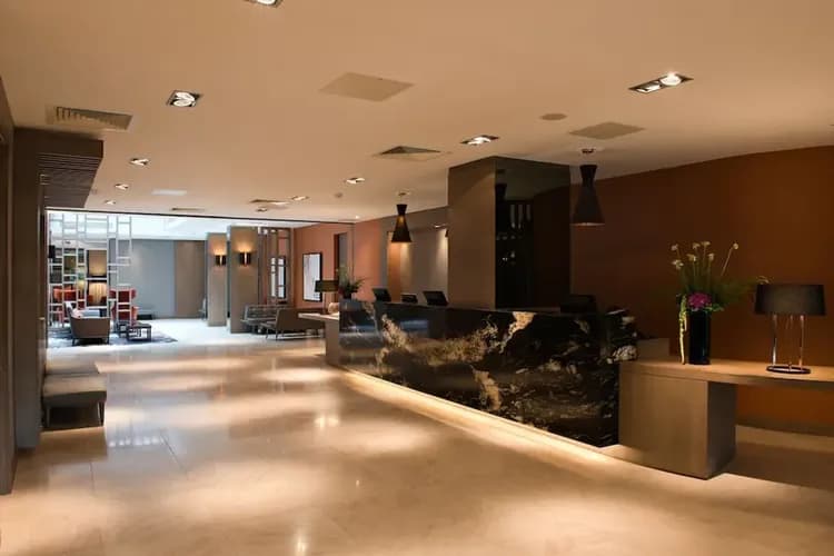 Check-in/check-out kiosk