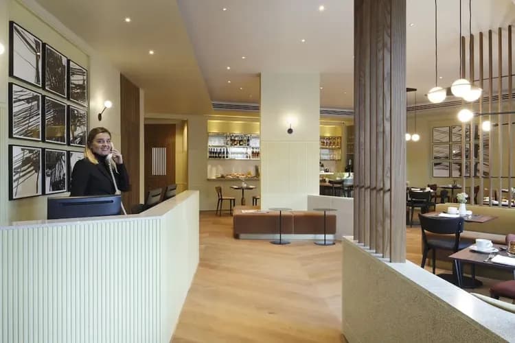 Check-in/check-out kiosk