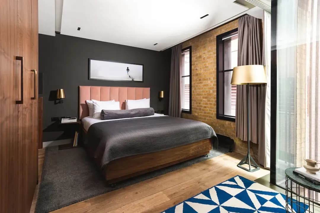 Greater London District-Native Bankside