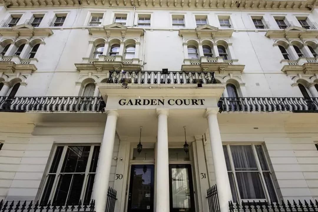그레이터 런던-가든 코트 호텔