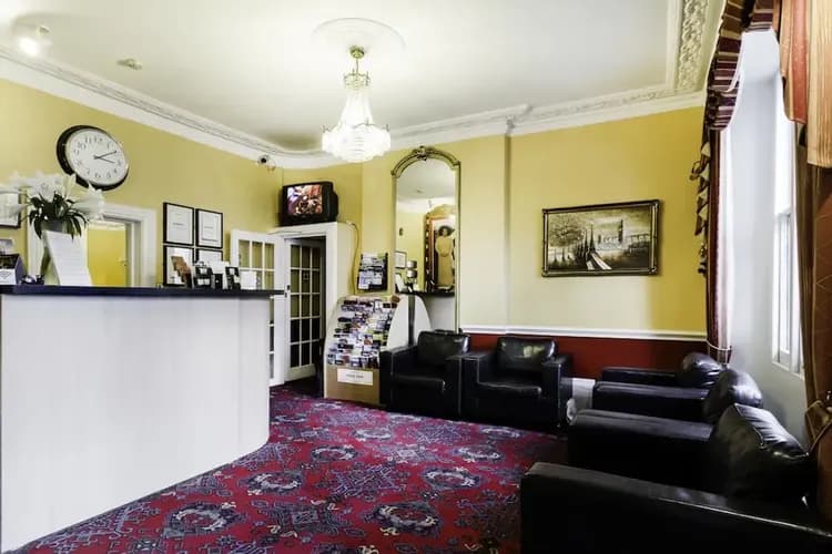 Check-in/check-out kiosk