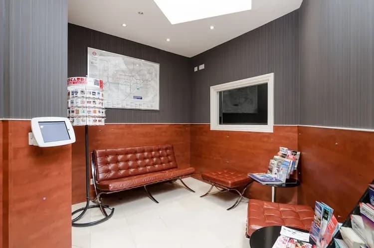 Check-in/check-out kiosk