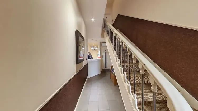 Check-in/check-out kiosk