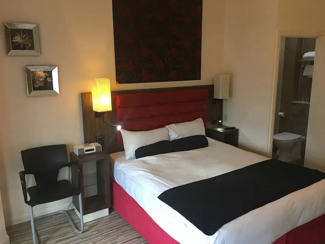 Greater London District-Simply Rooms & Suites