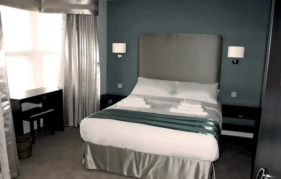 大倫敦區-麥卡菲蒂旅館