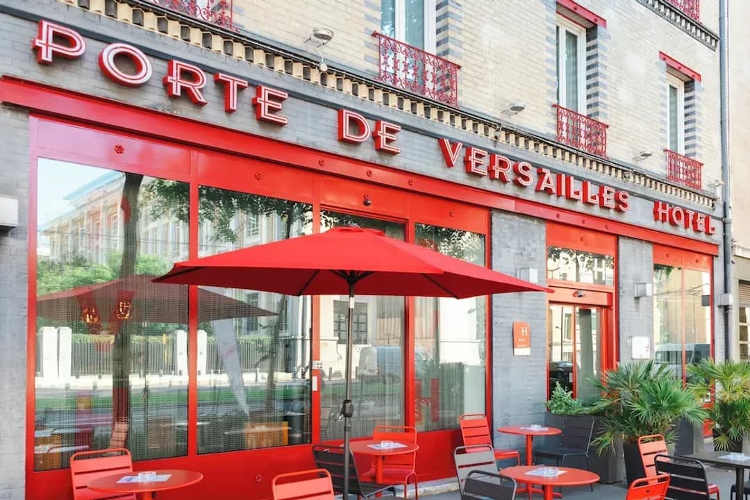 巴黎-凡爾賽門飯店