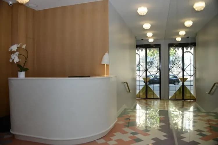 Check-in/check-out kiosk