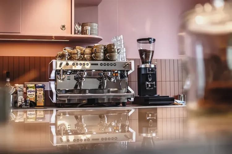 Cafe