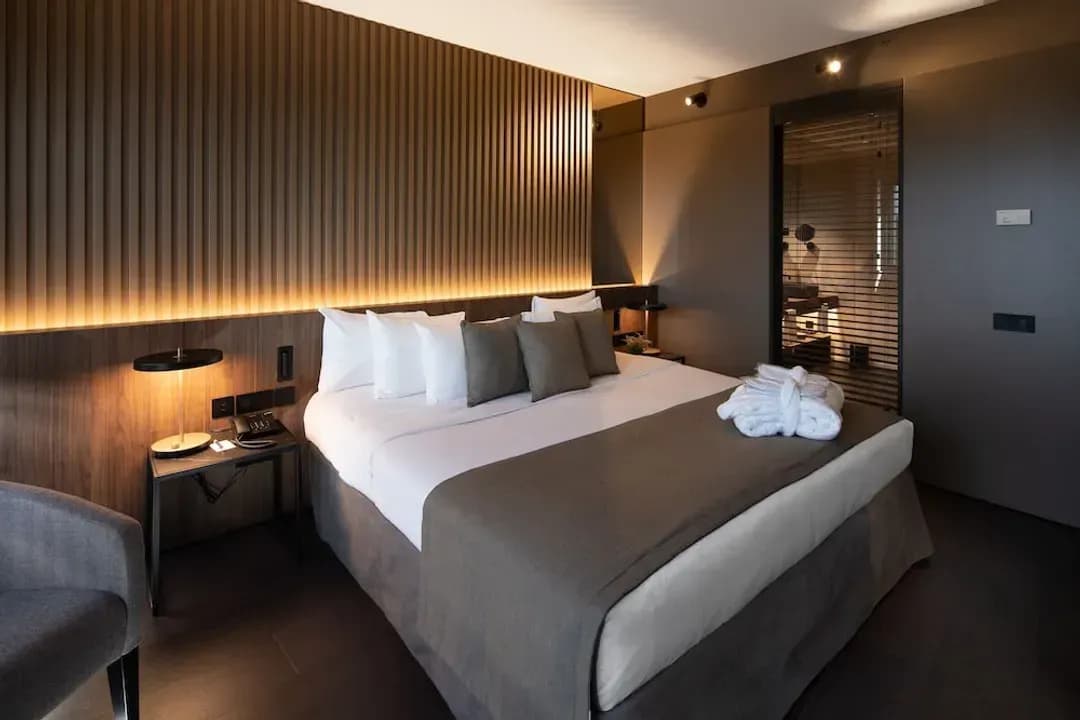 加泰隆尼亞-巴賽隆納機場飯店