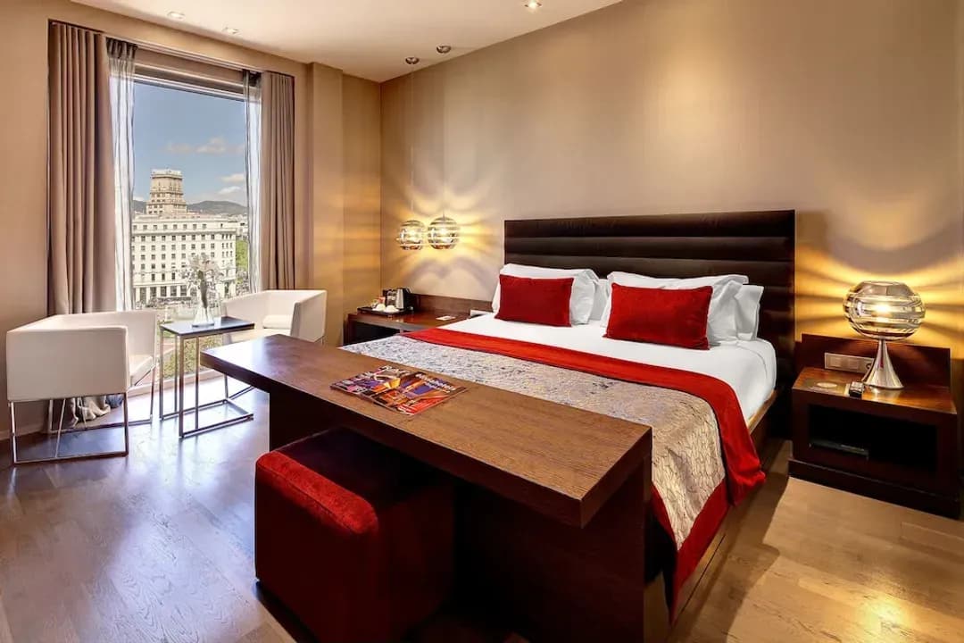 カタルーニャ-オリヴィア プラザ ホテル