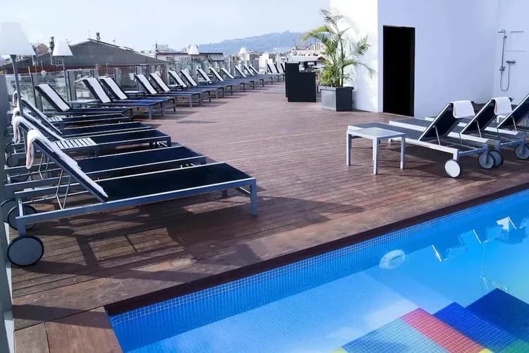 Rooftop pool