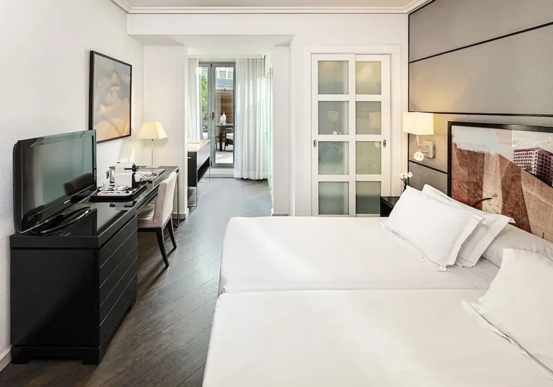 カタルーニャ-H10 ウニベルシタ ホテル