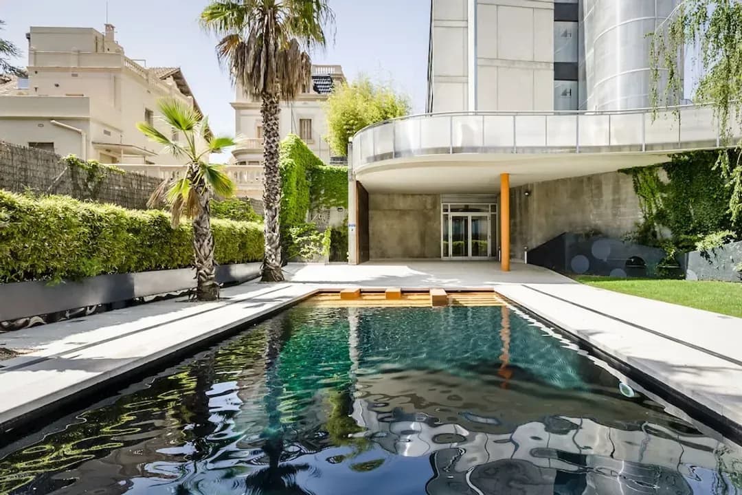 加泰隆尼亞-艾克尼克安格利