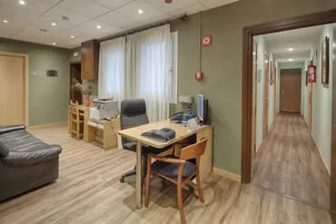 Check-in/check-out kiosk