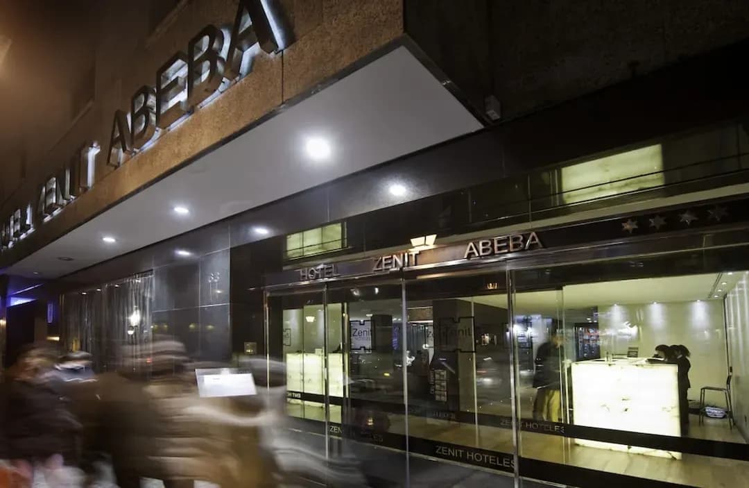 馬德里-澤尼特阿比八酒店