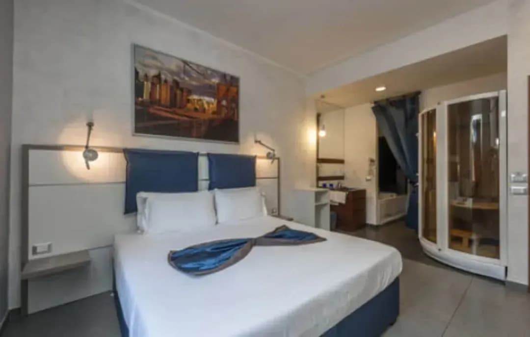 Lazio-Hotel California