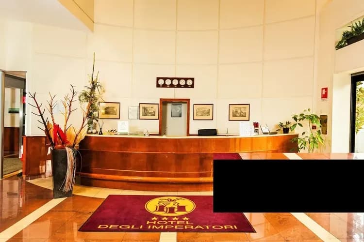 Check-in/check-out kiosk