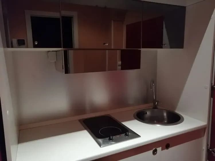 Private kitchenette