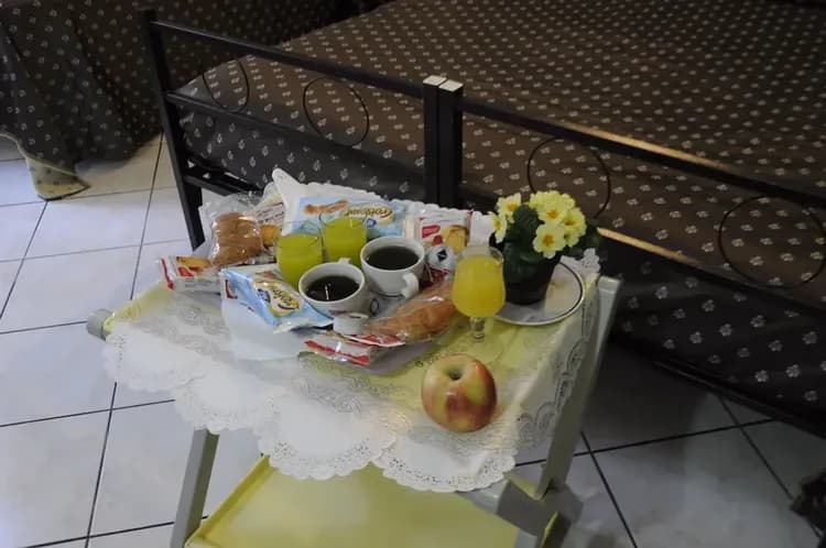 Room service - dining