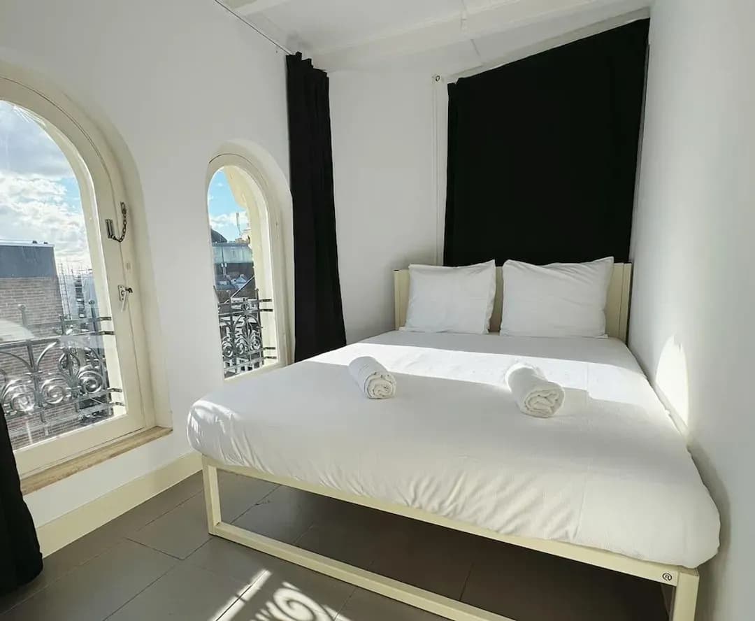 Provincie Noord-Holland-CS Hotel