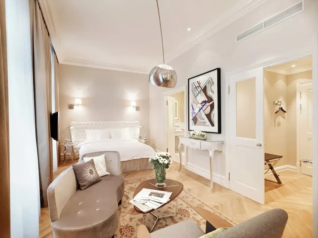 ウィーン-サン スーシ ウィーン