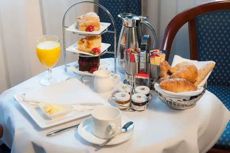 Room service - dining