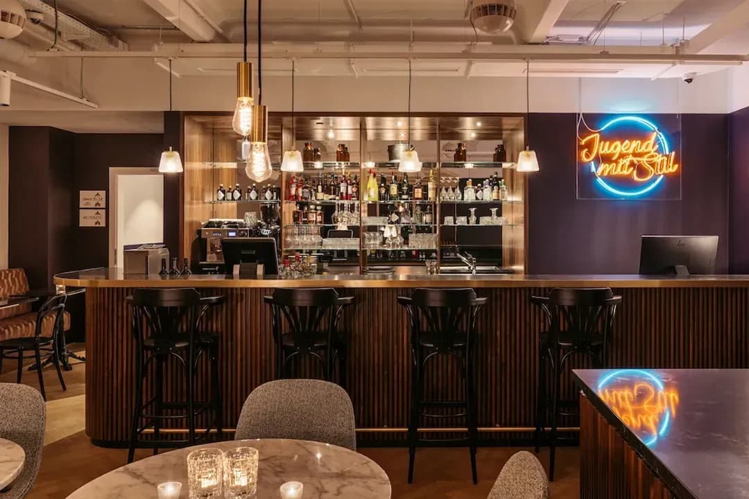 ウィーン-ホテル シャニー サロン