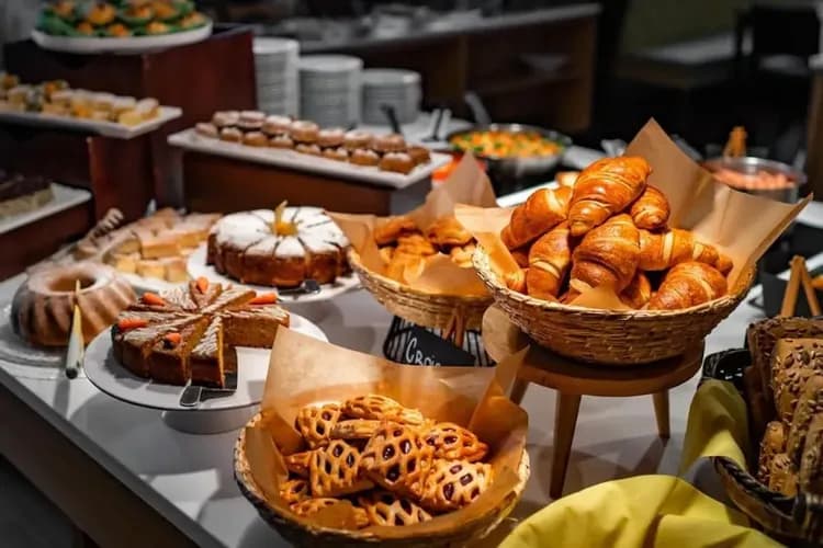 Breakfast buffet
