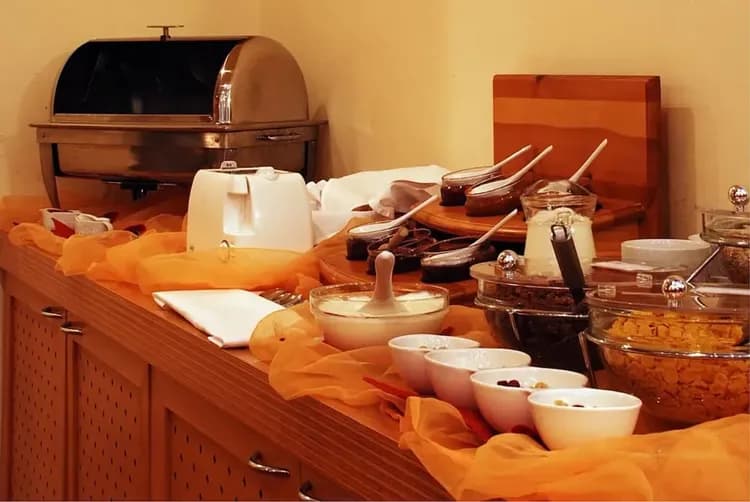 Breakfast buffet