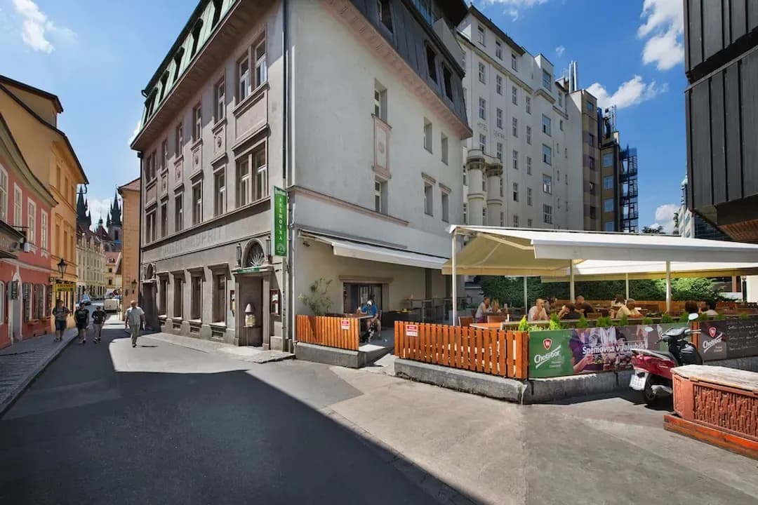 プラハ-EA ホテル ロイヤル エスプリ