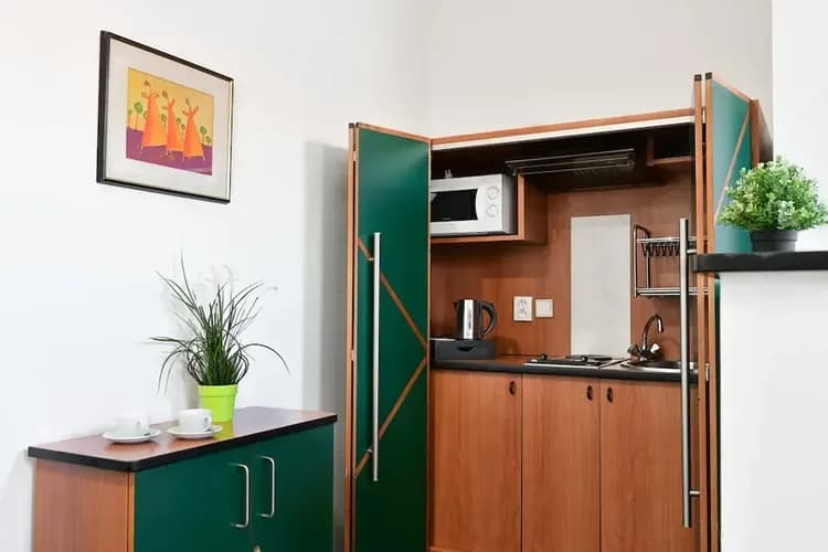 Private kitchenette