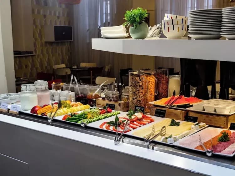 Breakfast buffet