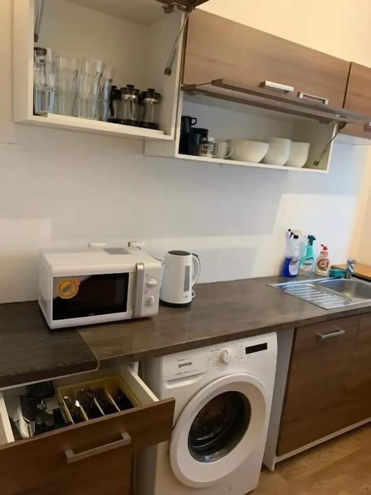 Shared kitchen facilities