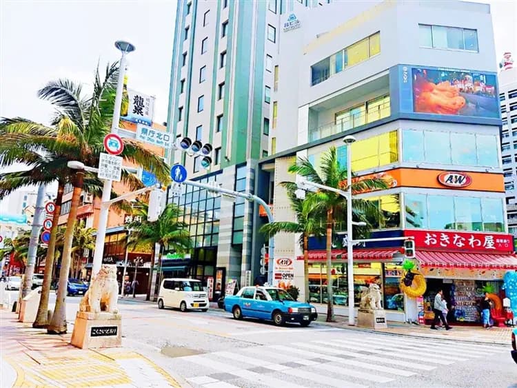 【沖繩旅遊 台灣虎航】古宇利、登上展望塔、琉球文化、悠閒美國村、美麗海水族館四日｜高雄來回-8