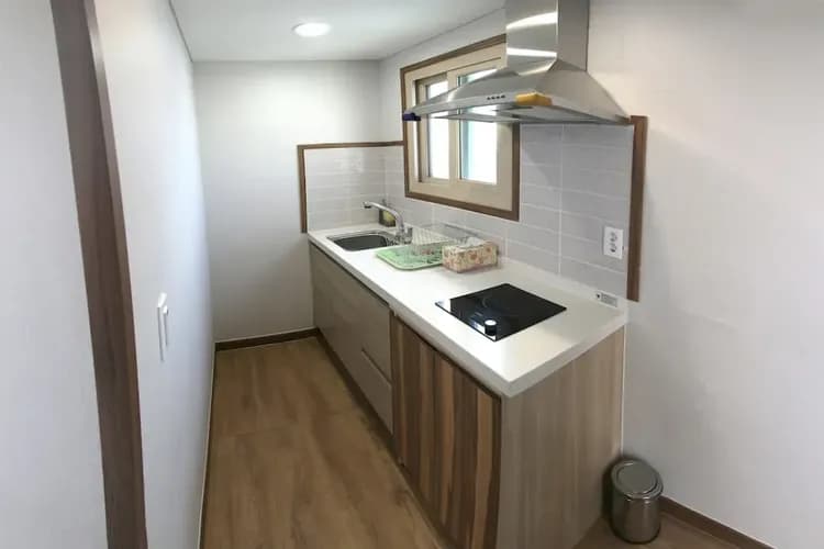 Private kitchenette