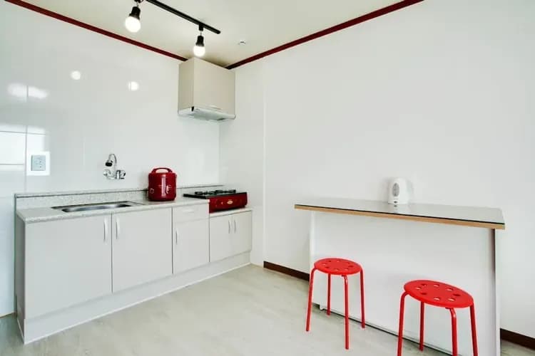 Private kitchenette
