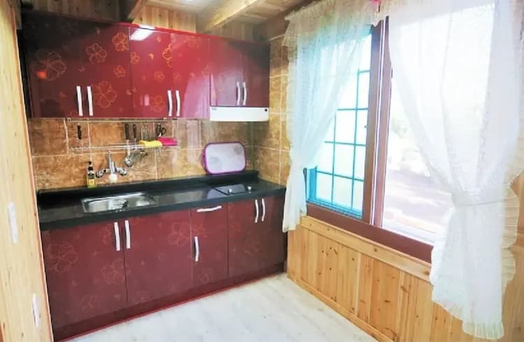 Private kitchenette