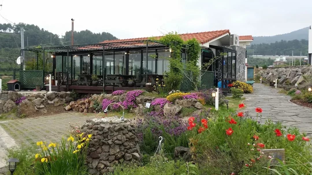 Jeju-do-JEJU Doldam B&B