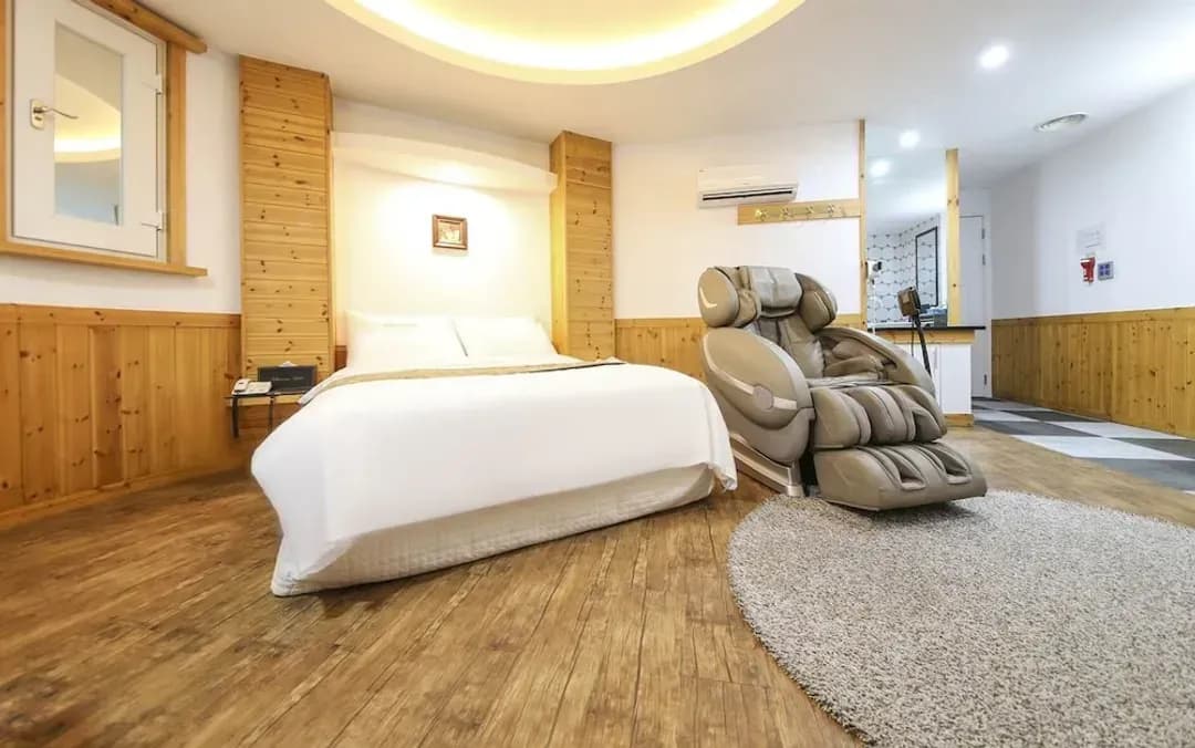 Chungcheongnam-do-Business Hotel