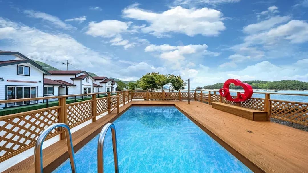 Jeollanam-do-Yeosu Hi Mom Kids Family Pension Gold