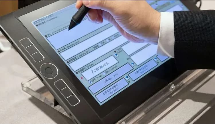 Check-in/check-out kiosk