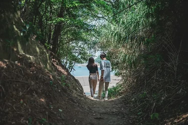 Spelunking/cave exploring