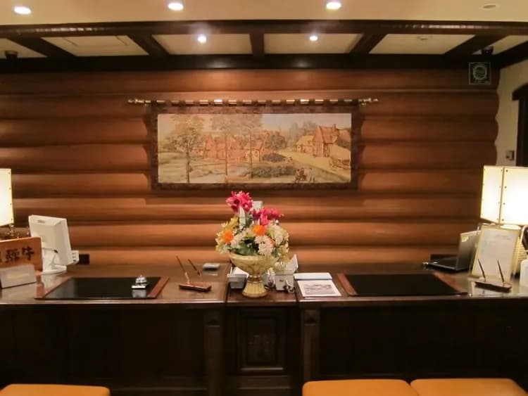 Concierge desk