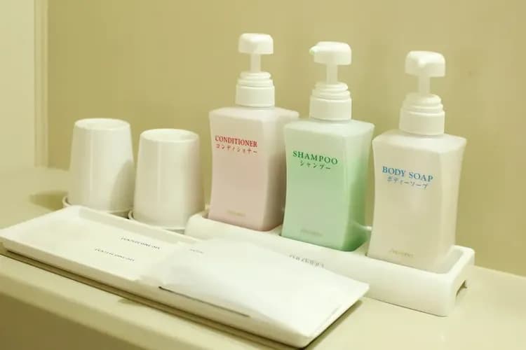 Bathroom amenities