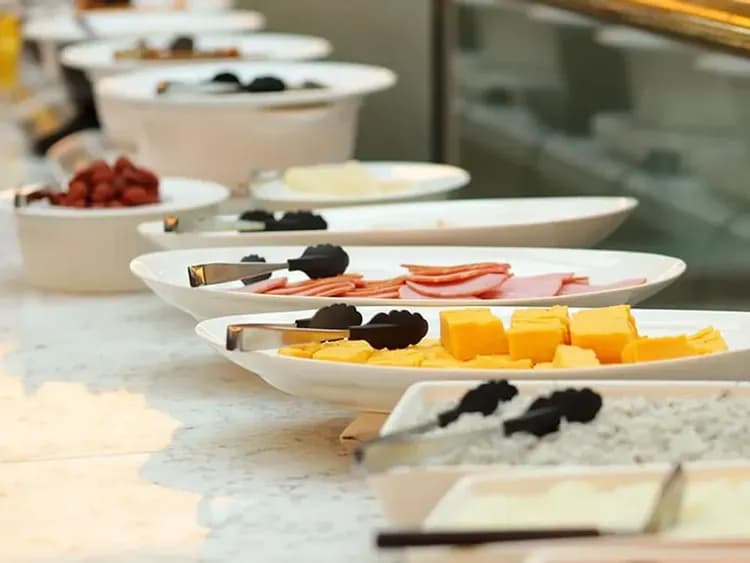 Breakfast buffet